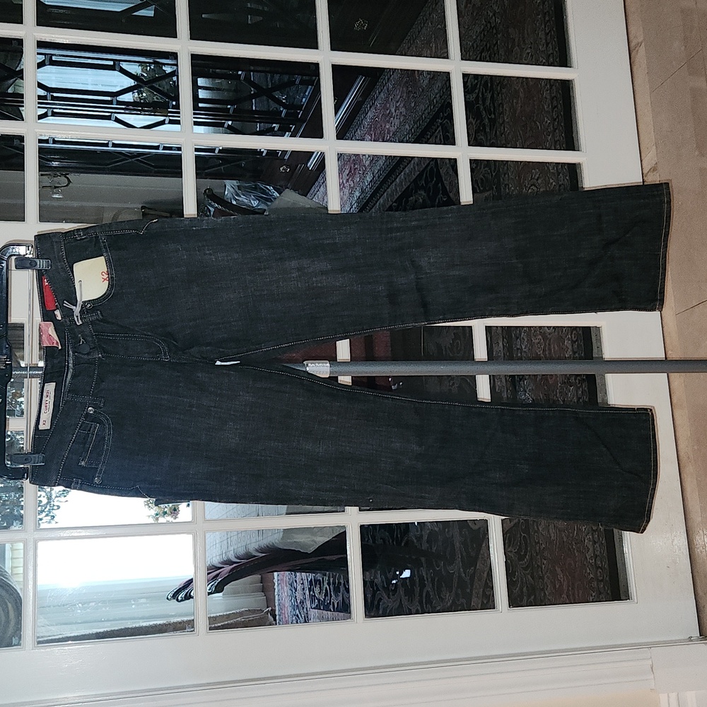 Express Brand CURVY FIT W31 Denim Jean's. NEW NWT!